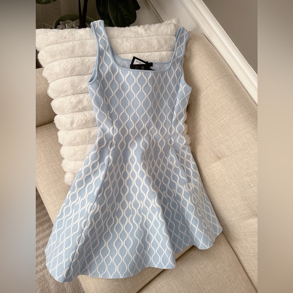 NEW $415 Maje Russel Wave Printed Mini Dress light blue knit 38 M runs small - Picture 2 of 6